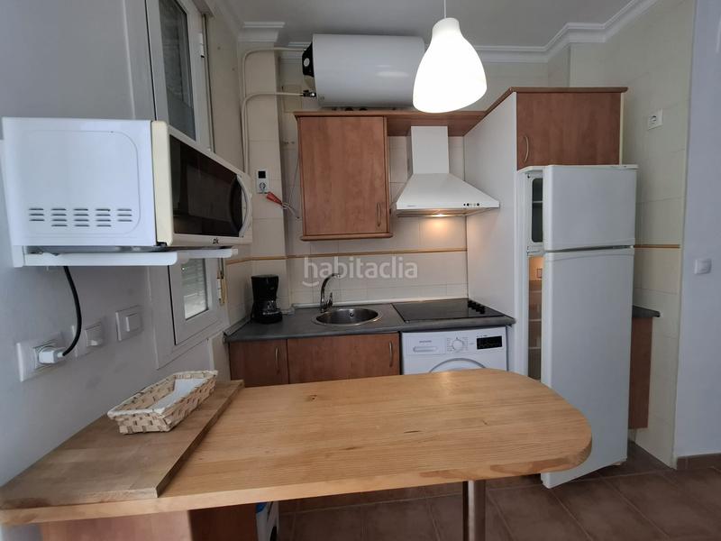 Foto f71f600b-bf84-43cb-8ea7-0dabf0853f49. Estudio en plaza santa angela de la cruz 1 centro pueblo. en Ayamonte