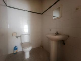 Locale commerciale in Calle huelva 81. Centro pueblo.