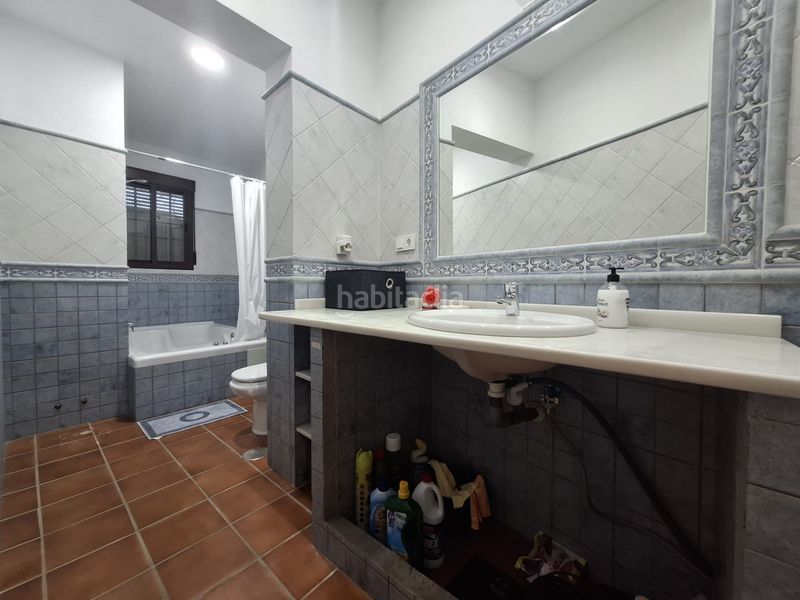 Foto f21ac231-e9eb-485a-8a10-b24751df8ae5. House with fireplace in Villablanca