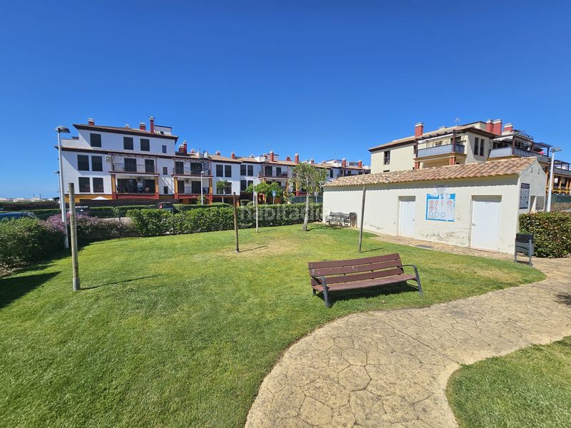 Foto cbf941ce-9698-4d7d-8504-dd97292803f0. Apartament a calle lope de rueda 1 a Costa Esuri Ayamonte