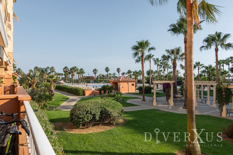 Foto a461d873-a2b2-4804-bd4d-abc77b8fcaf7. Apartament a avenida de los cisnes 38 a Isla Canela Ayamonte