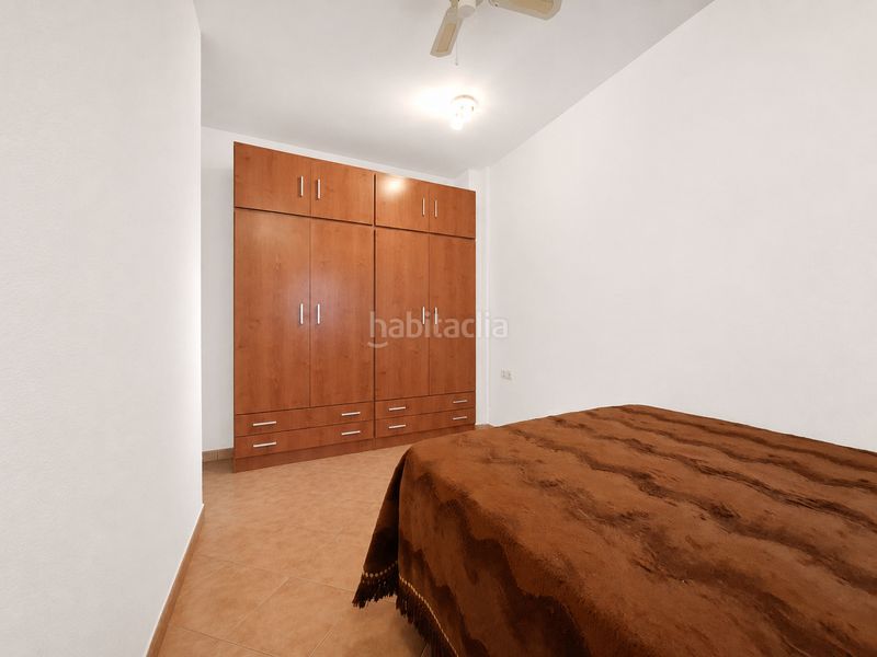 Foto d027d055-c2fb-46b9-b6b1-3a2e11368793. Pis a calle álvarez quintero 15 a Ayamonte ciudad Ayamonte