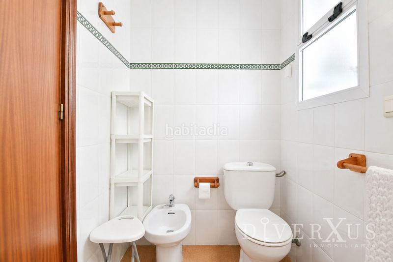 Foto 1061b8fd-53c3-4b7c-afc0-d5e1ebf027d8. Casa adossada amb xemeneia a Ayamonte ciudad Ayamonte