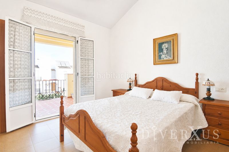 Foto b4b68b79-a878-43a4-83ce-40a424d55be7. Casa adossada amb xemeneia a Ayamonte ciudad Ayamonte