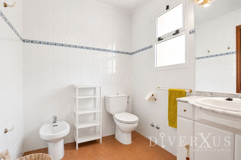 Foto b55b97d1-fe7b-465f-9a06-308d6c96456b. Casa adossada amb xemeneia a Ayamonte ciudad Ayamonte