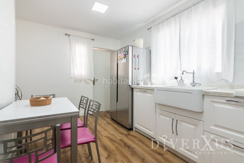 Foto d8a8fe5f-bef7-4220-9329-494143b4f1c5. Casa aparellada amb xemeneia calefacció aparcament a Ayamonte