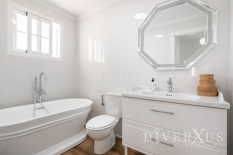 Foto ec87cb80-1fb4-426f-845e-62e1cf98dab9. Casa aparellada amb xemeneia calefacció aparcament a Ayamonte