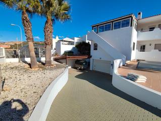 Xalet  Calle pelícano. Se vende gran chalet en almerimar