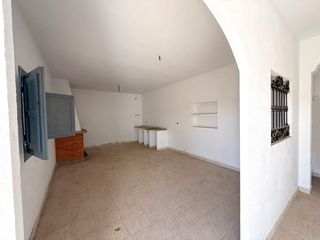Finca rústica  Avenida europa. Se vende gran finca a un paso de tabernas
