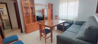 Location Appartement  Calle américa 24. Piso a escasos metros de la avenida maria auxiliadora