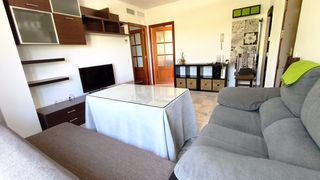 Lloguer Apartament  Avenida manuel rojas torres 60. Apartamento de dos dormitorios y garaje en ronda norte con aire