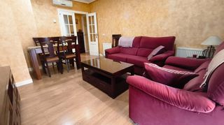 Location Appartement à Plaza virgen de bótoa 2. Piso con calefaccion y garaje a dos pasos del perpetuo socorro