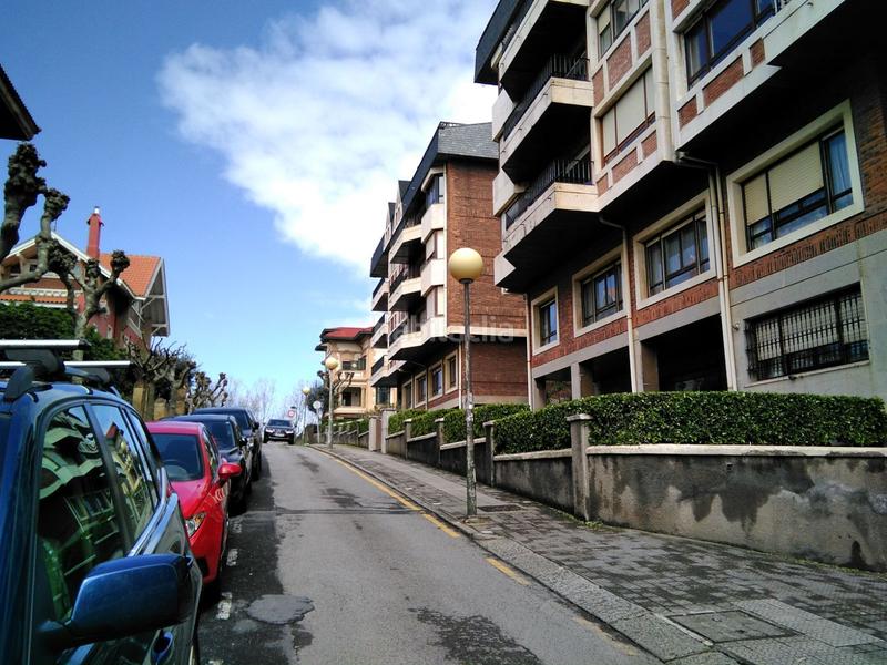 Foto 39c5036a-dc00-4341-8f16-ad9fec168c31. Parking coche en Neguri Getxo