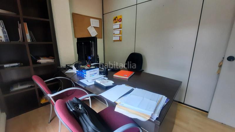 Foto bb2e180a-6eb7-4a73-906d-d48d1dc46ac9. Rent office space with heating parking in Artatza-Pinueta-Pinosolo Leioa