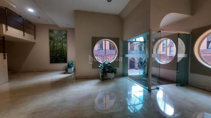 Foto f35cd1db-5b2a-4474-ba20-21c7a9a557cd. Alquiler oficina en Artatza-Pinueta-Pinosolo Leioa