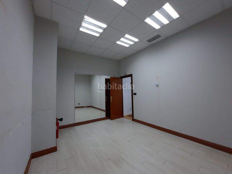 Foto c9b19d48-ec9b-462a-984e-b1fd3ba2f68e. Local comercial amb calefacció a Campuzano Bilbao