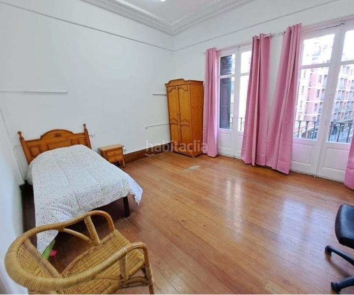Foto 04aa5bfa-b3cb-4a58-825f-aeb4d3feff72. Rent flat with heating in Zabalburu Bilbao