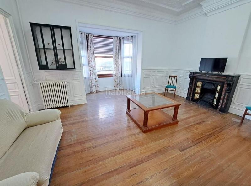 Foto 0cab48ae-cc0e-49e5-9527-7f251d47f462. Rent flat with heating in Zabalburu Bilbao