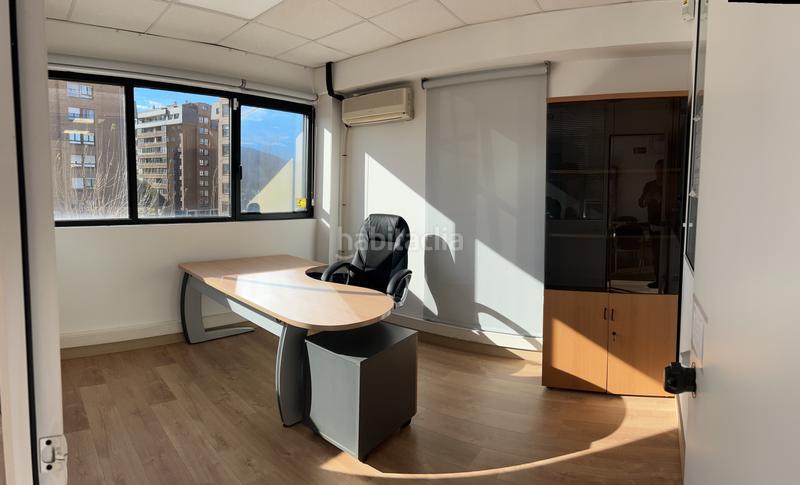 Foto abfbeebc-7c6a-4f69-b518-2709cc46a682. Rent office space with heating in Lamiako-Txopoeta Leioa