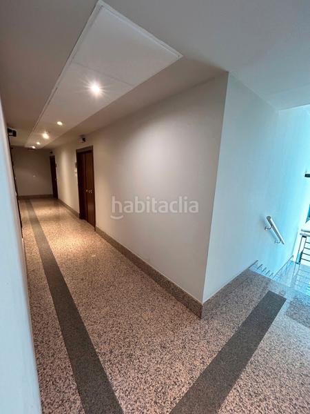 Foto c6800d93-ae9c-4b9f-933d-118d4351f4c3. Alquiler oficina en Lamiako-Txopoeta Leioa