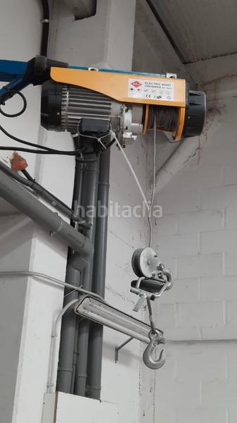 Foto 8b723f6c-2b86-4bdc-8801-a98876f32251. Capannone industriale in Erandio