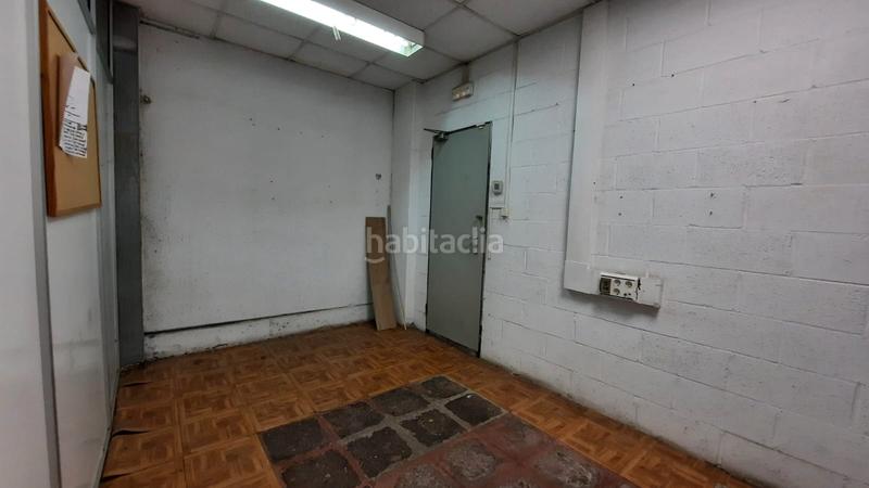 Foto dd4fc580-f2d6-4bc3-9b8c-8b104c750a3a. Capannone industriale in Erandio