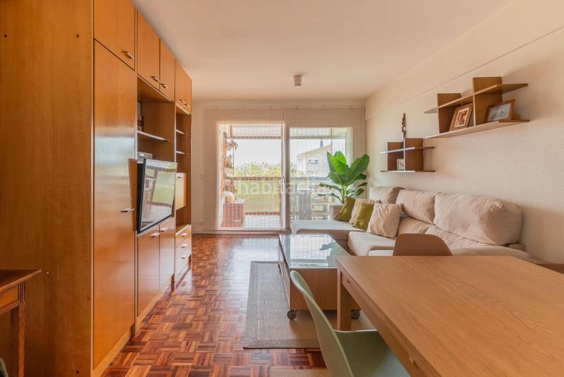 Foto 3b03dee3-7fe2-445f-bc59-0d67c561190d. Lloguer pis amb calefacció piscina a Sopela