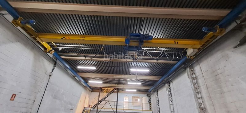 Foto d200dab1-97a7-40e2-bd5e-190c4f8b162d. Nau industrial a Altamira Bilbao