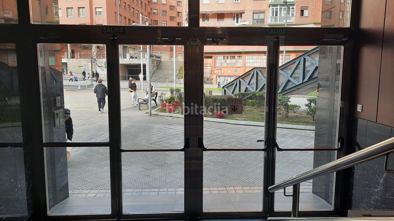 Foto b539b017-df15-4fae-966b-f33dc2829005. Oficina a Rekalde Centro Bilbao