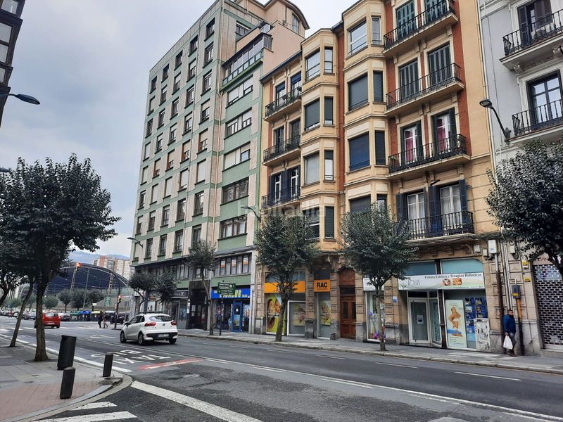 Foto cd6150bc-e6b4-4acb-a9f0-45a511c77d4a. Location appartement dans Zabalburu Bilbao
