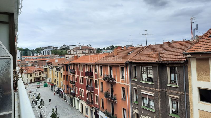 Foto ec443564-12a5-4a20-ae3c-c91ab0a14742. Piso en Las Arenas Getxo