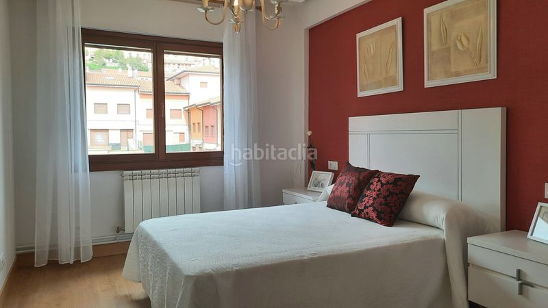 Foto db39c847-cca0-4935-a5ff-c616253523bb. Casa adosada en Briones