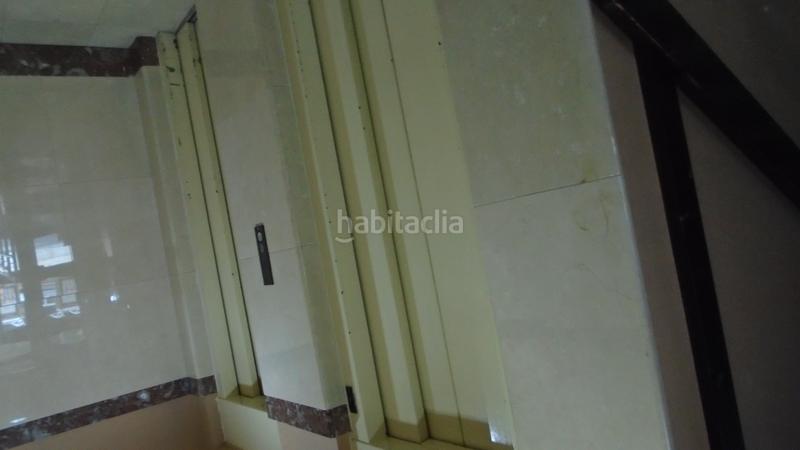 Foto 6e5eabad-2c17-4fe7-925e-f6845f460a96. Location bureau dans gran vía juan carlos i 26b dans Logroño