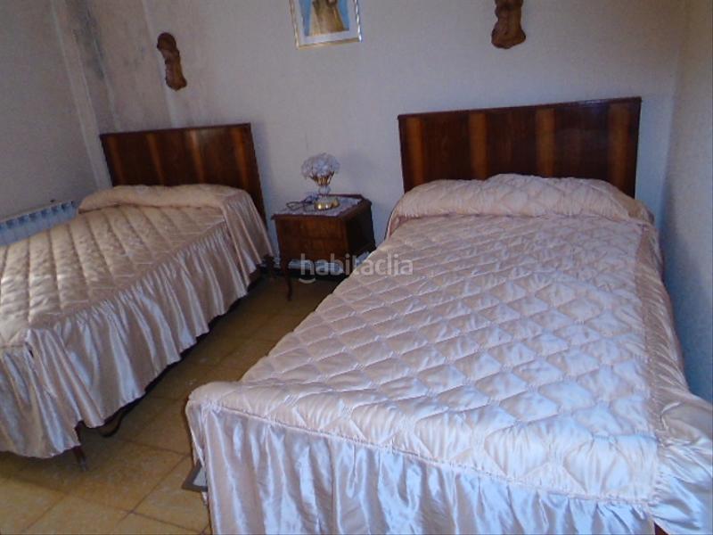 Foto 5001a431-5aa4-41d2-900a-9ac0bab9ed81. Piso en calle pedro josé trevijano 2b piso con merendero, tratero y bodega en Albelda de Iregua