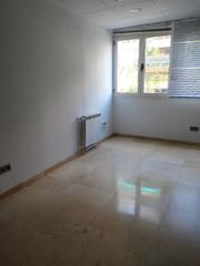 Ufficio in Calle General Vara de Rey 43