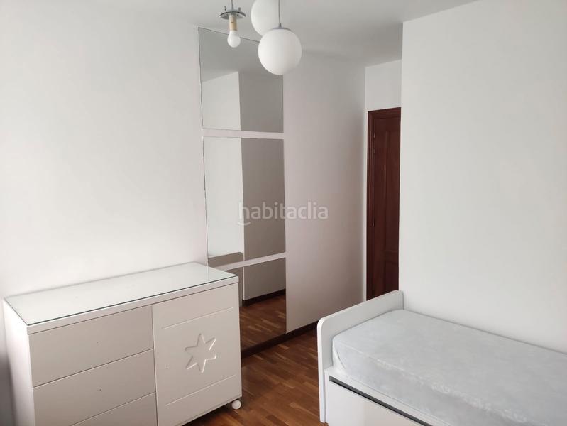 Foto da44ee2a-6cd8-41ea-bc05-7b84fa6e7823. Alquiler apartamento  con garaje, trastero y piscina en Logroño