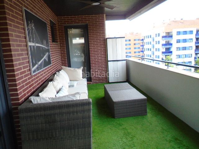 Foto 05f8219a-81ac-4e2f-a681-424883bccafd. Rent flat with heating parking pool in La Cava - Fardachón Logroño
