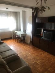 Piccolo appartamento in San Millán - Ayuntamiento. Piso ideal para inversores