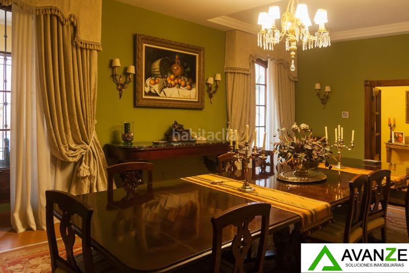 Foto 352d5094-8321-4bda-8cbd-def36174a24c. Casa amb calefacció aparcament a Centro Mérida