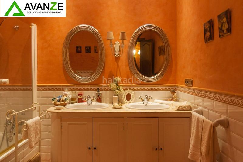 Foto b462e25a-b5b4-4a9e-9917-1143f3284b86. Casa amb calefacció aparcament a Centro Mérida