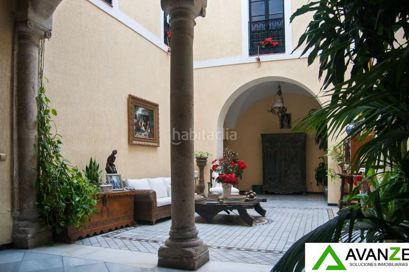 Foto d3aff79e-a059-41e8-bdaf-980f9a35d38e. Casa amb calefacció aparcament a Centro Mérida