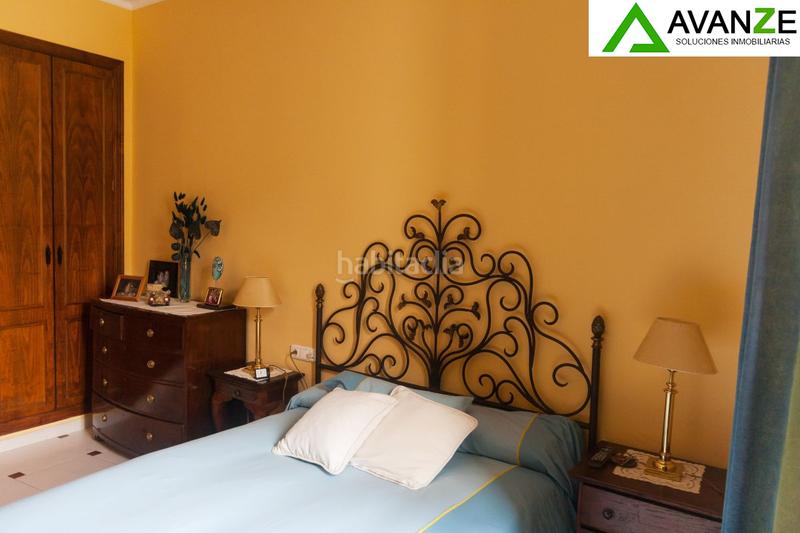 Foto d48e9bb2-824c-4f6e-9ba1-ec8377e80bf1. Casa amb calefacció aparcament a Centro Mérida