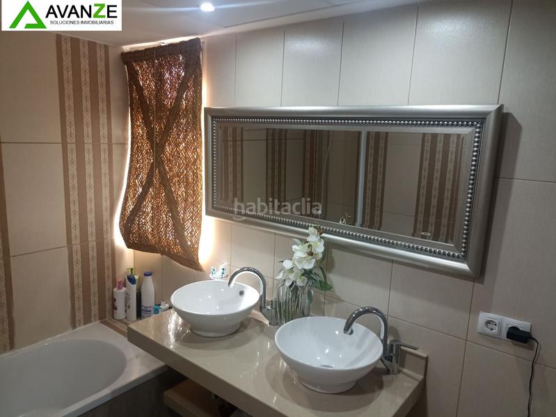 Foto 647db993-f6ba-4e45-ac0d-87ad3ebd3945. Xalet amb calefacció aparcament a Oeste Mérida