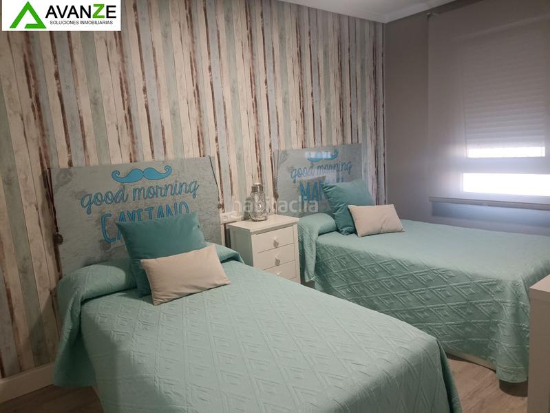 Foto e1e5b4c2-7e57-4f11-a673-eb678949e927. Xalet amb calefacció aparcament a Oeste Mérida