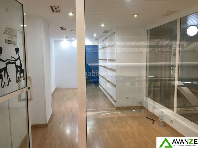 Foto 5bf42a3a-5fc0-41a9-a30f-adae3eb9f07c. Local comercial a Centro Cáceres