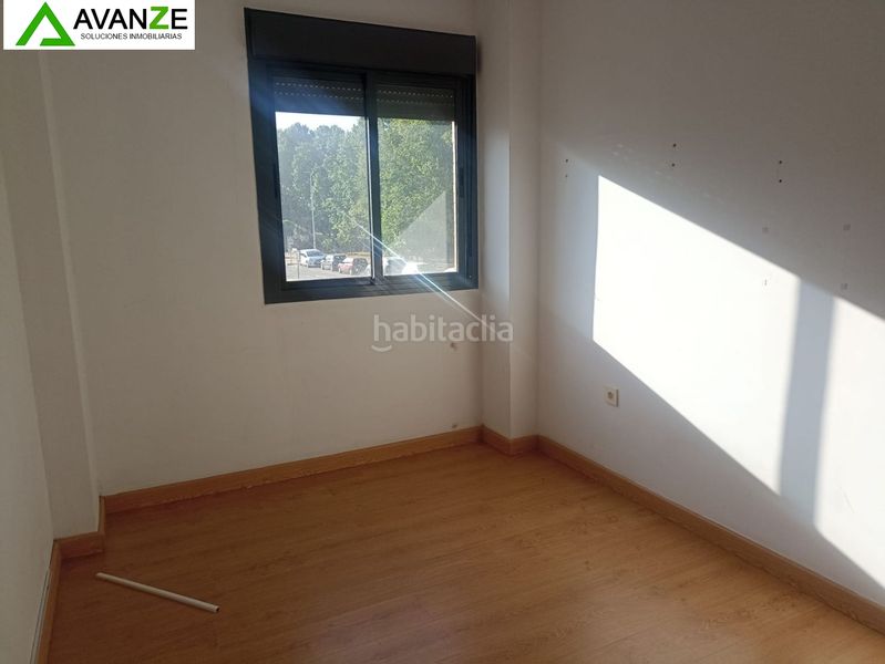 Foto 54a185fe-95a3-422d-9fa5-b75e758de1a0. Pis amb calefacció aparcament a Norte Mérida