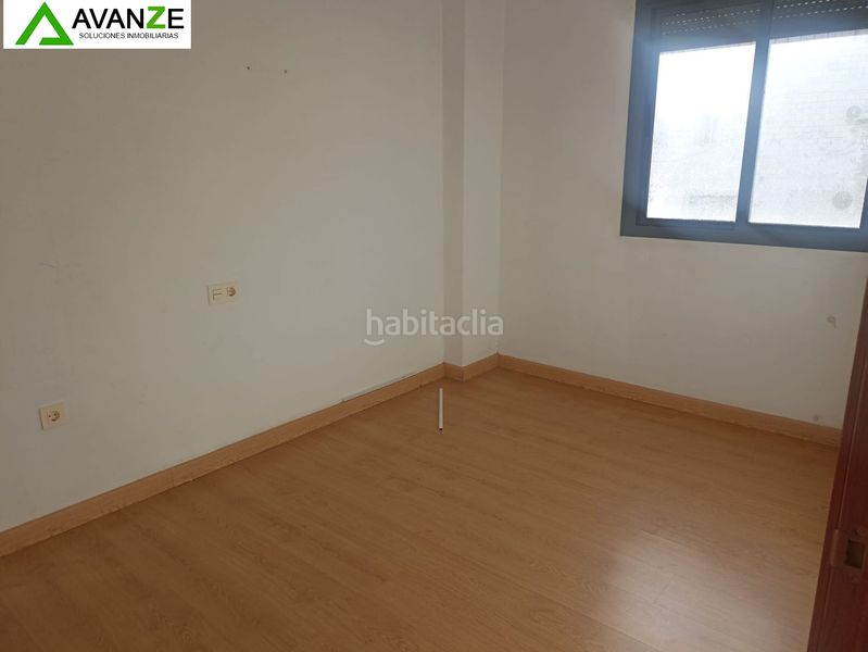 Foto e4f02cc4-f449-405d-ba44-c32ba9e855ec. Pis amb calefacció aparcament a Norte Mérida