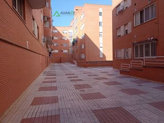 Pis a Sur. Piso en venta en mérida, 3 dormitorios.