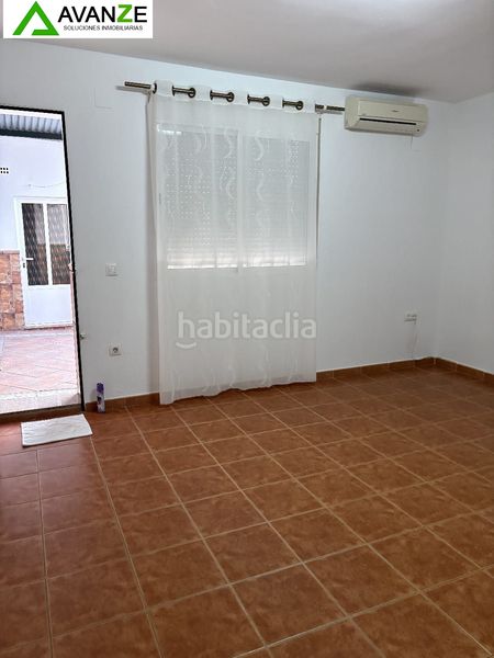 Foto 21c78b2f-d44a-4843-b133-d3e2c4376c0f. Casa a Montijo