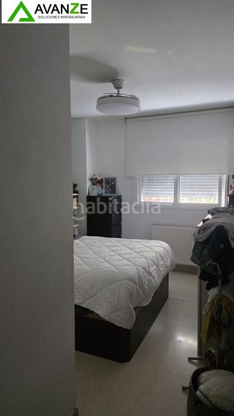 Foto fac8a984-0c40-47d1-8fd7-c8a911d8935e. Pis amb calefacció aparcament a Este Mérida